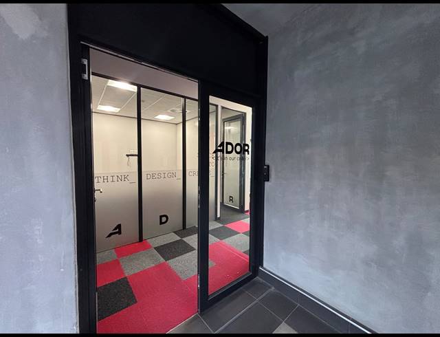 156M² OFFICE TO LET IN DURBANVILLE CENTRAL